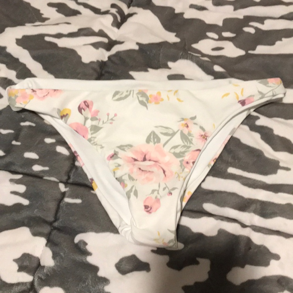 New showpo bathing suit